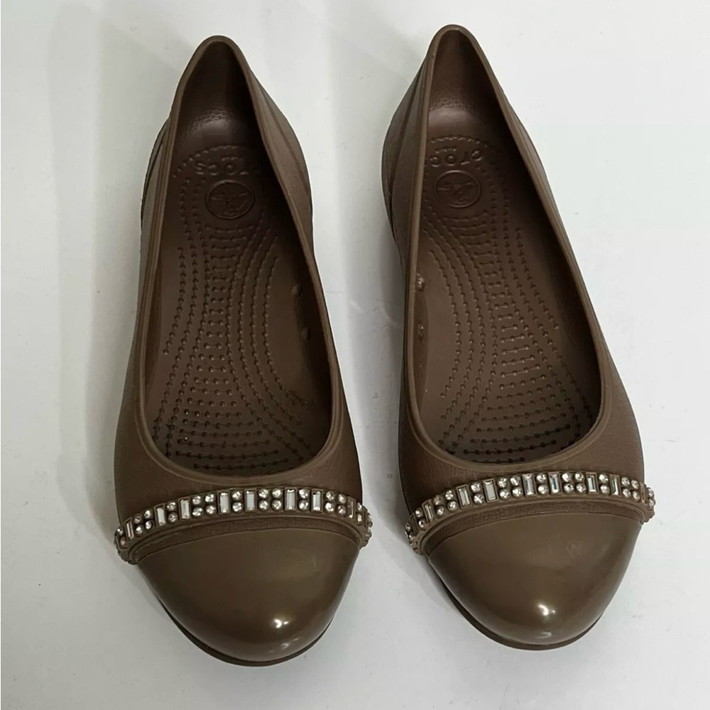 Crocs‎ Tan Rhinestone Slip On Women's Flats Size 8W - Picture 3 of 8